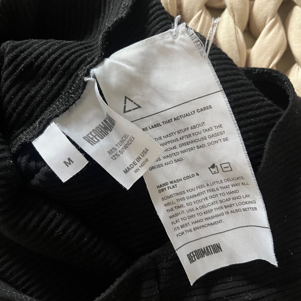 Reformation Hampton Ribbed Bodysuit - Picture 4 of 4